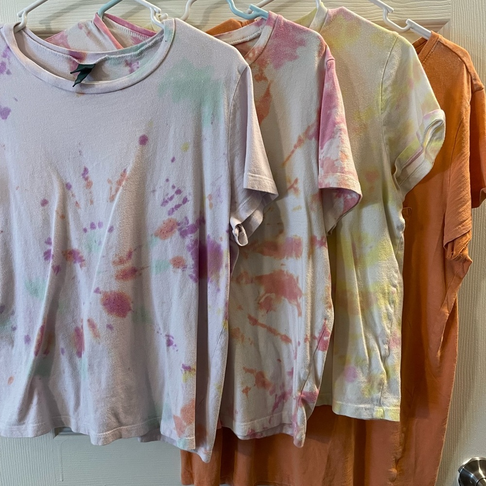 T-shirt bundle